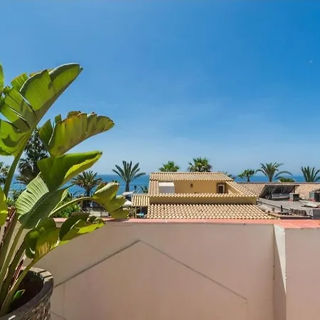 Casa En La Playa De Cabria